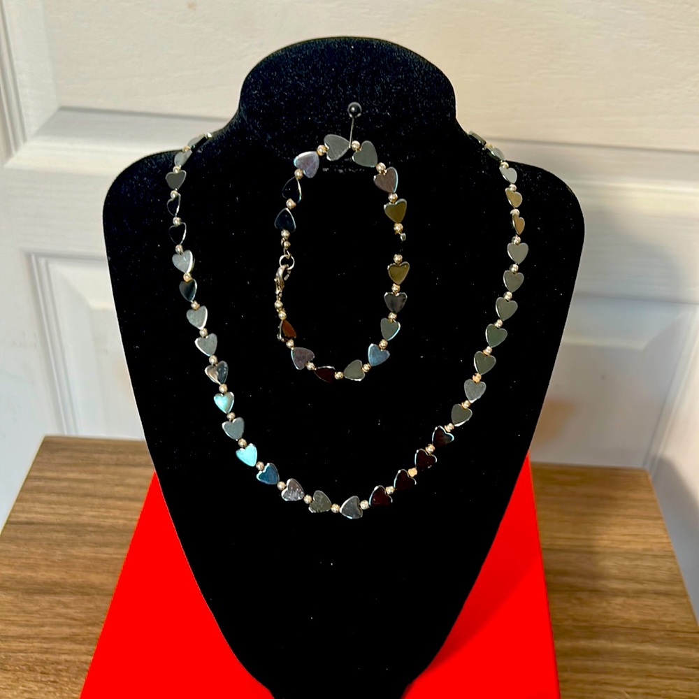HEMATITE HEARTS NECKLACE AND BRACELET